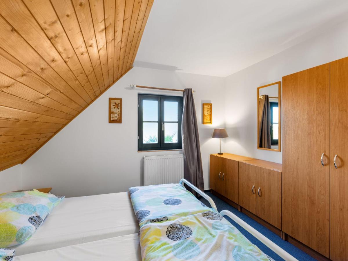 Holiday Home Holiday Hill 51 By Interhome Cista  エクステリア 写真